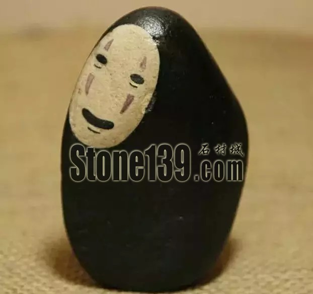 鵝卵石也能變得“萌萌噠”！“石頭畫”引關注