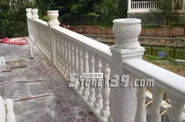 石材欄桿石柱，彰顯現代建筑裝飾的魅力