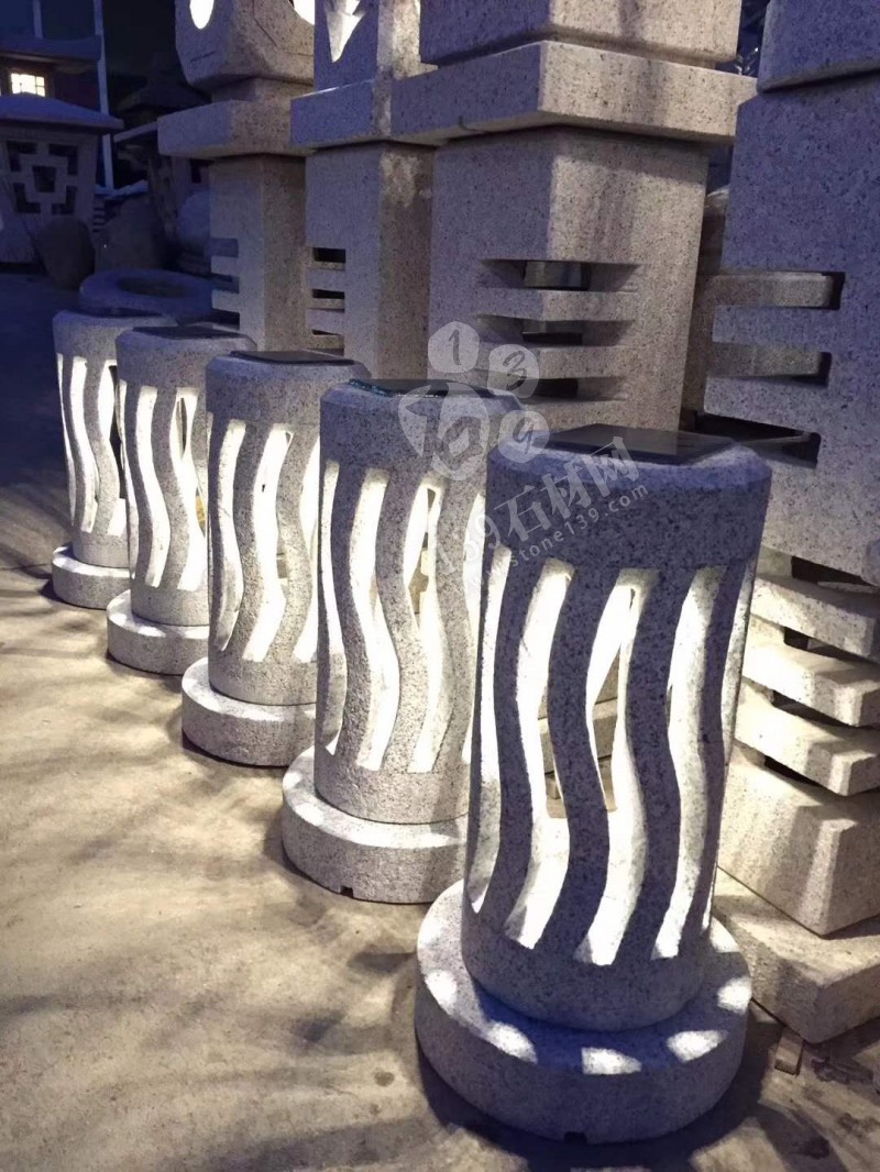 夜晚會(huì)發(fā)光的石雕產(chǎn)品