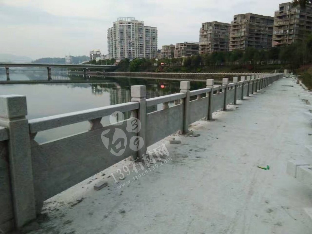 田中石材異形廠主營石材圓柱、石材雕刻、石材欄桿、圓球、擋車石、線條、異形