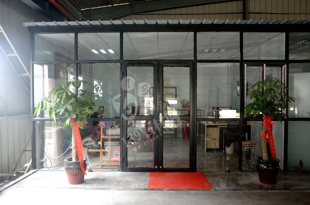 水頭石材浮雕加工廠 天豪石業(yè)自動石雕加工