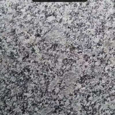 珍珠灰自有礦山，產(chǎn)量大，色差小，工廠設(shè)備齊全，質(zhì)量優(yōu)色差小!