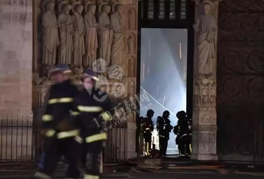 中國專家將參與巴黎圣母院修復工作，幸好石材主體結構保存，還能修復！