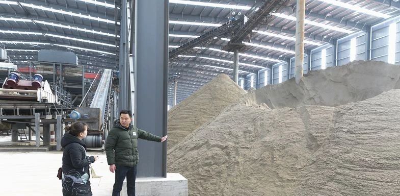 花崗巖礦山預可采礦石資源儲量9314.95萬噸，湖南汨羅市川山坪鎮綠色礦山之路