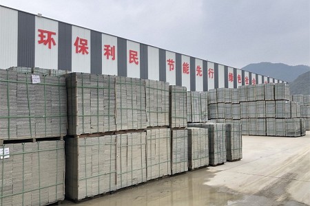 鐘山青花崗巖、礦山荒料、工廠