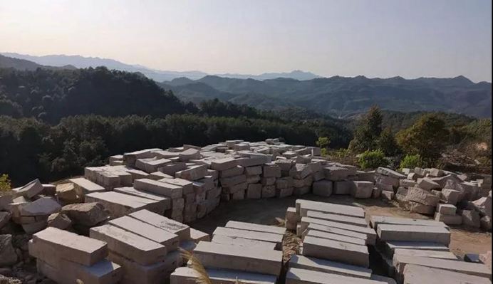 福建龍巖花崗巖產區永定紅石材及應用欣賞！