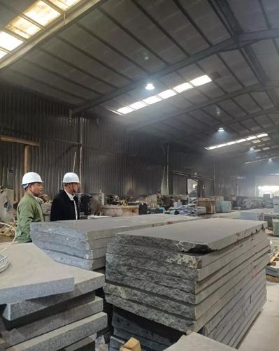 內(nèi)蒙古烏拉特中旗聯(lián)社與當(dāng)?shù)厥男袠I(yè)商會初步達(dá)成信貸合作意向，附黑石產(chǎn)品欣賞！