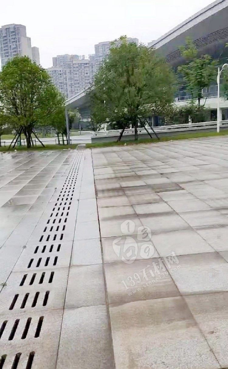 【麻城盛鑫石材】主營湖北芝麻白603、芙蓉白602、外墻干掛、地鋪、路沿石等異形板材