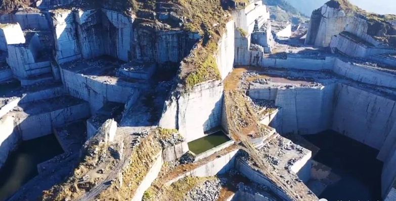 圖賞封礦后的福建最大石材礦山——長(zhǎng)泰吳田山!