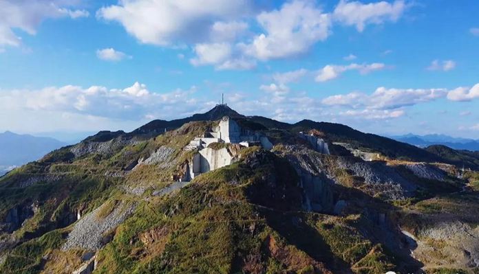 圖賞封礦后的福建最大石材礦山——長(zhǎng)泰吳田山!