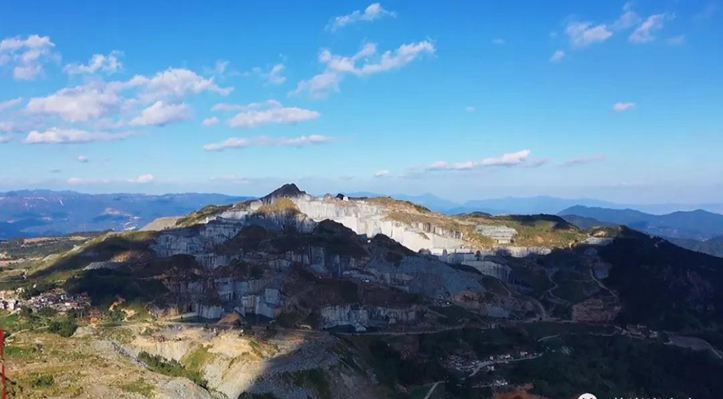 圖賞封礦后的福建最大石材礦山——長(zhǎng)泰吳田山!