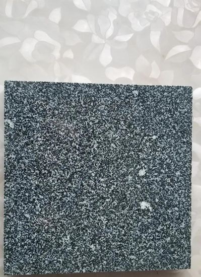 四川芝麻黑花崗巖產(chǎn)區(qū)石棉縣礦山及石材欣賞！