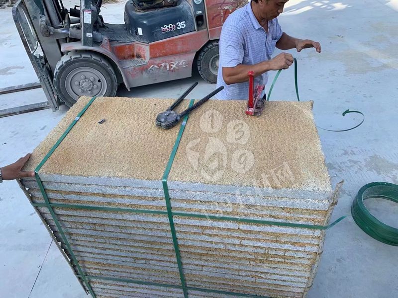 石材菠蘿面用機打和手工有什么區(qū)別？